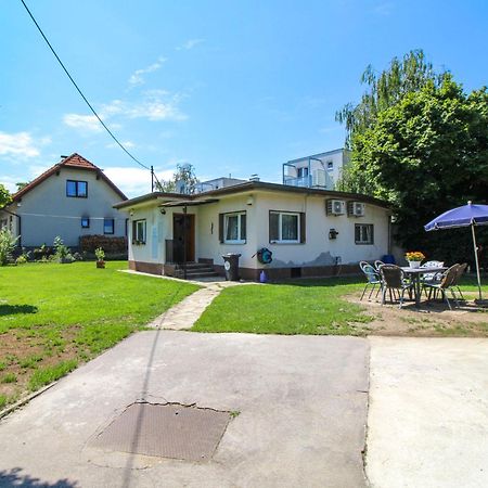 Holiday Home Bungalow Leopoldau By Interhome Vídeň Exteriér fotografie